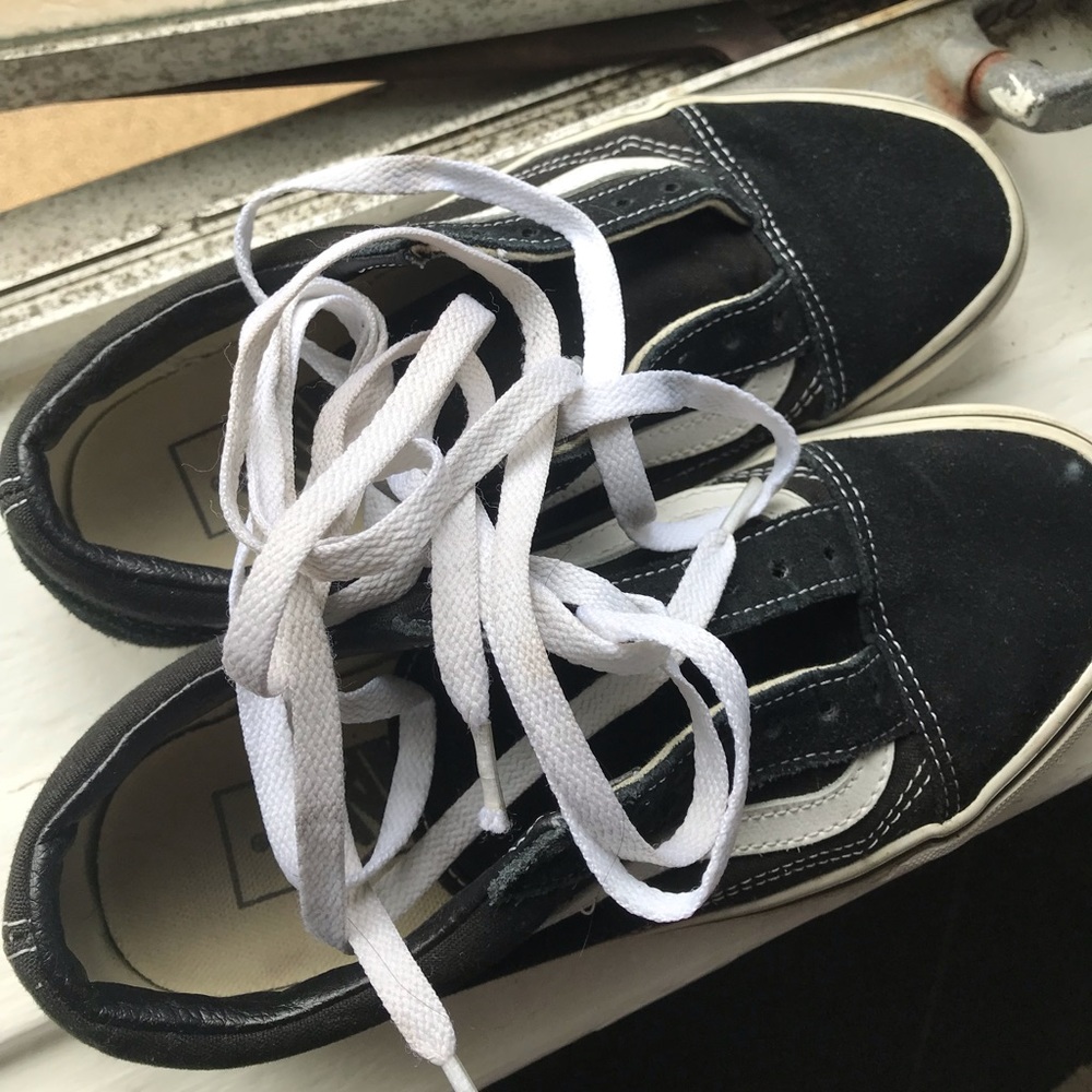 Black old skool vans